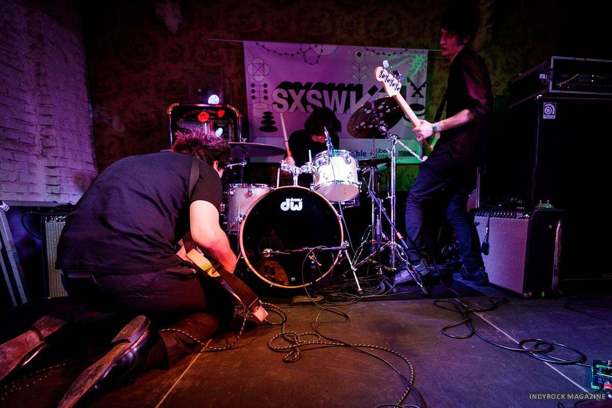 HuskyLoops_4133