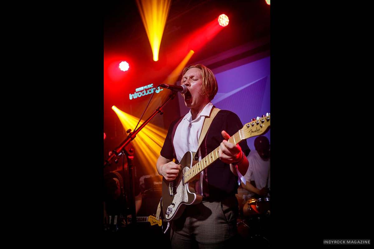 TheHowlAndTheHum_5085