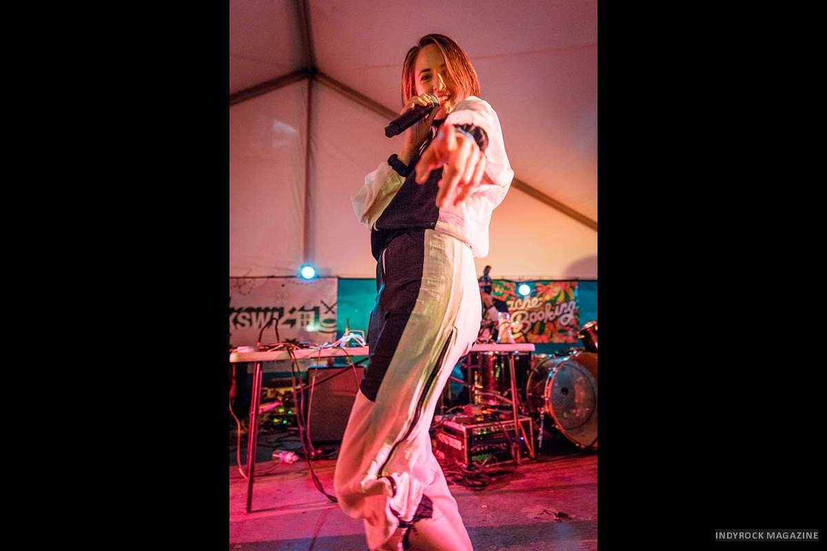 HaikuHands_604