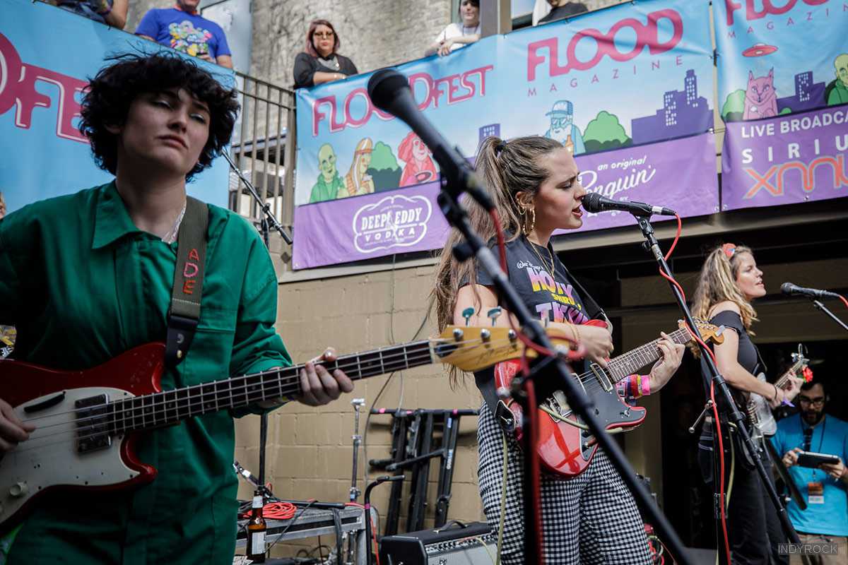 Hinds_SXSW2018_3528