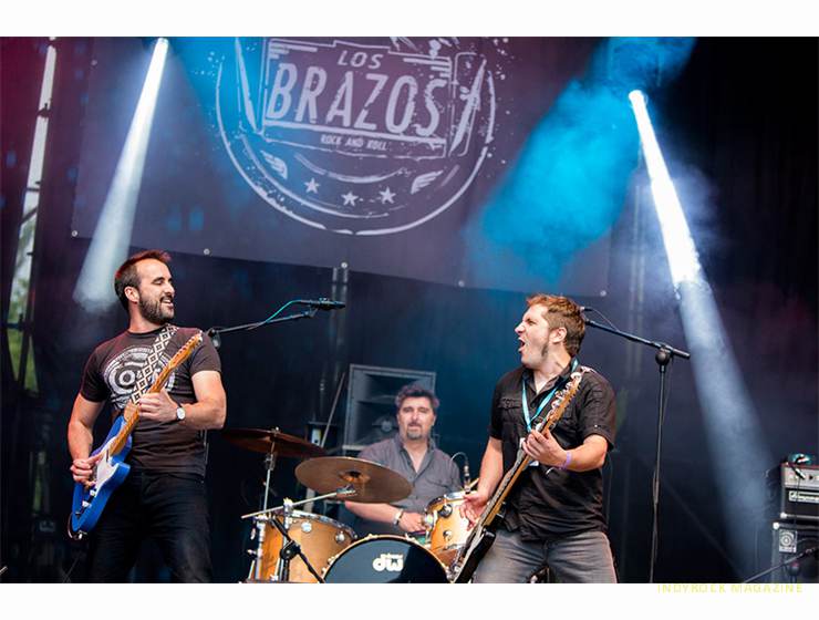 LosBrazos-copyright-RhythmAndPhotos1024_031