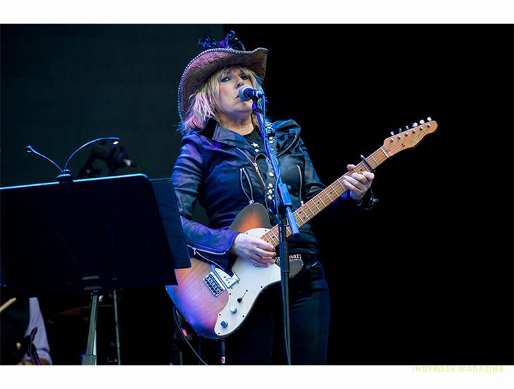 Lucinda-Williams-copyright-MusicSnapper-copyright-_D047976-1024