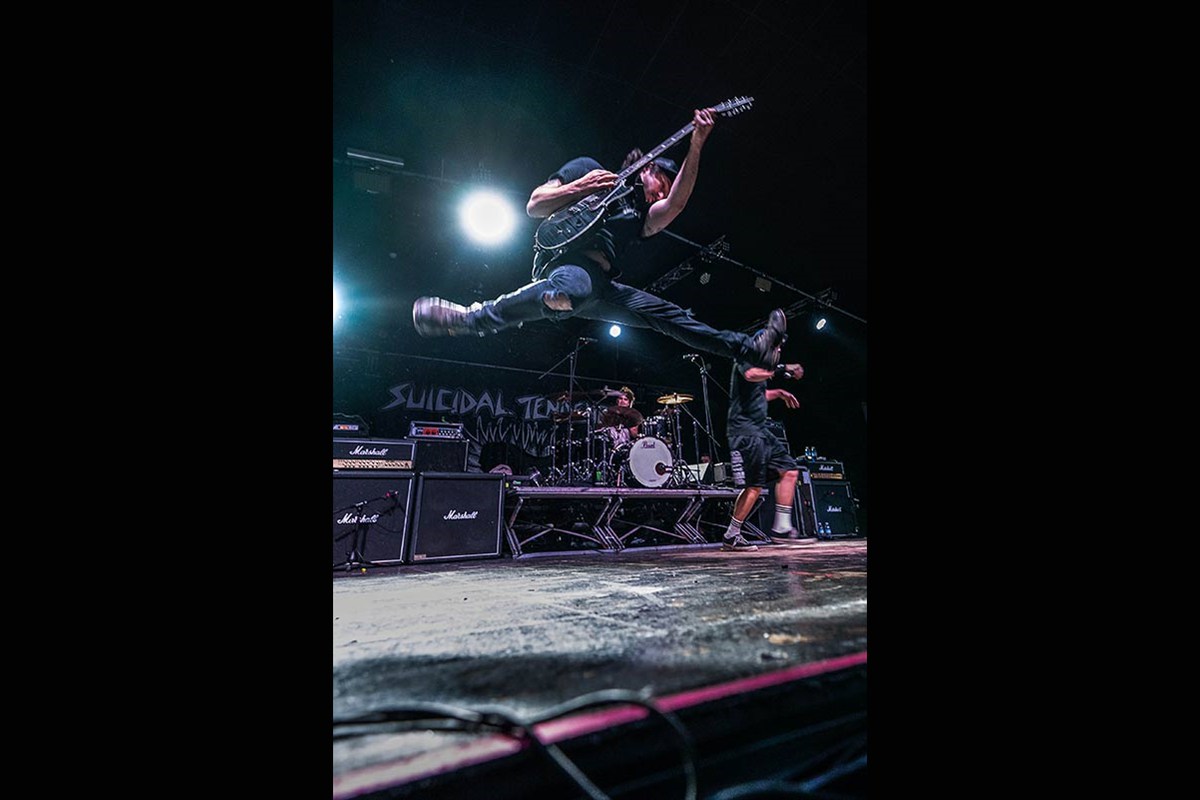 suicidal-tendencies-07