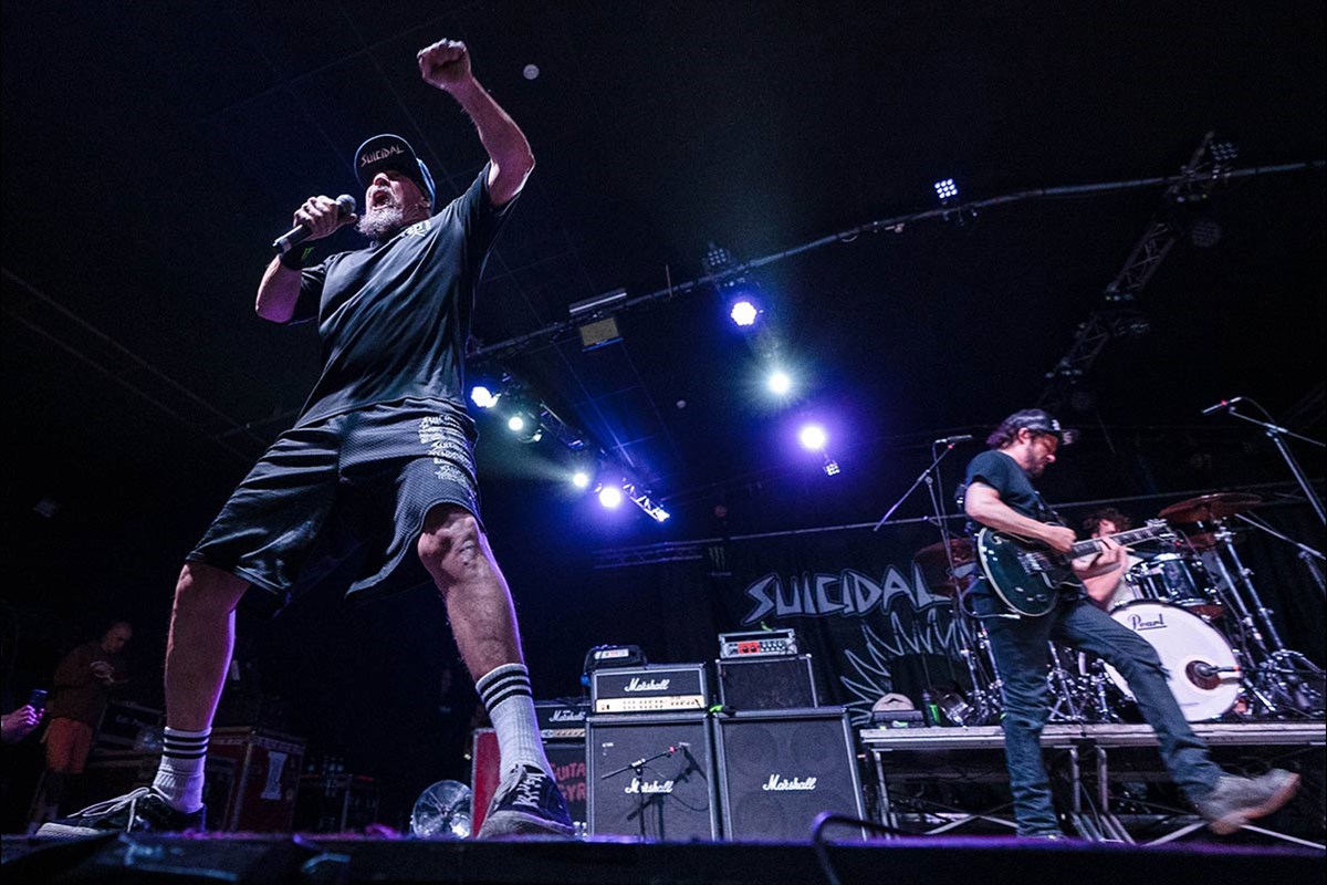 suicidal-tendencies-18