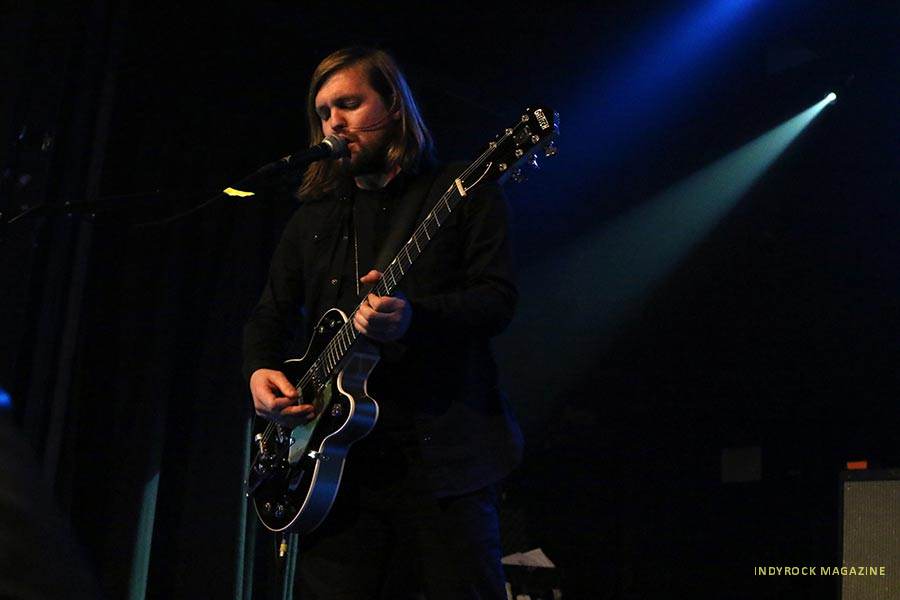 Band-of-Skulls-12