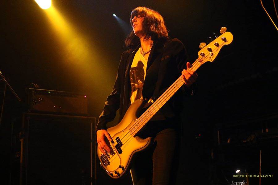 Band-of-Skulls-4