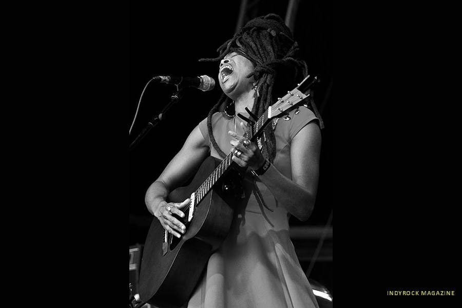 Valerie-June-byn-indyrock