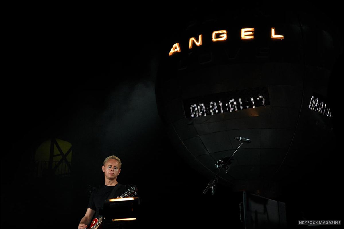 Depeche_Mode-Granada-2006-09