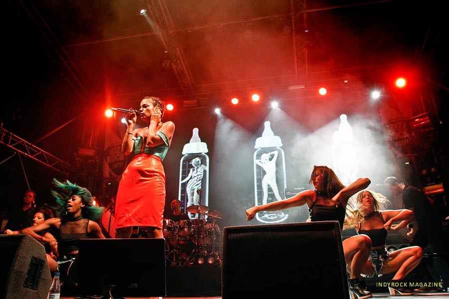 lilyallen-02