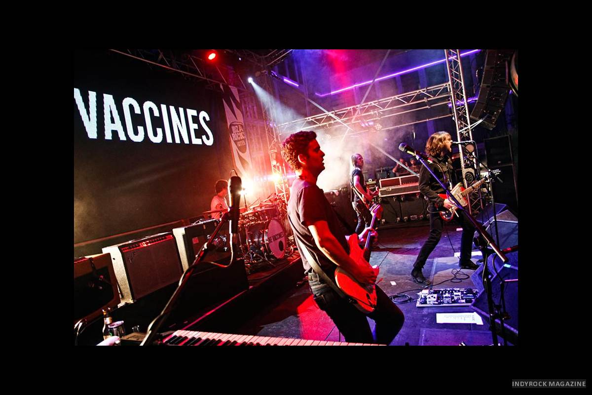 thevaccines-2013-10