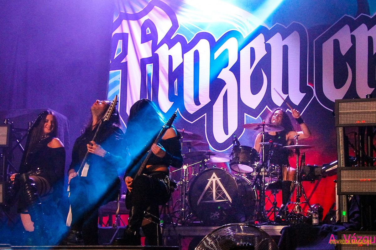 Frozen-Crown-2