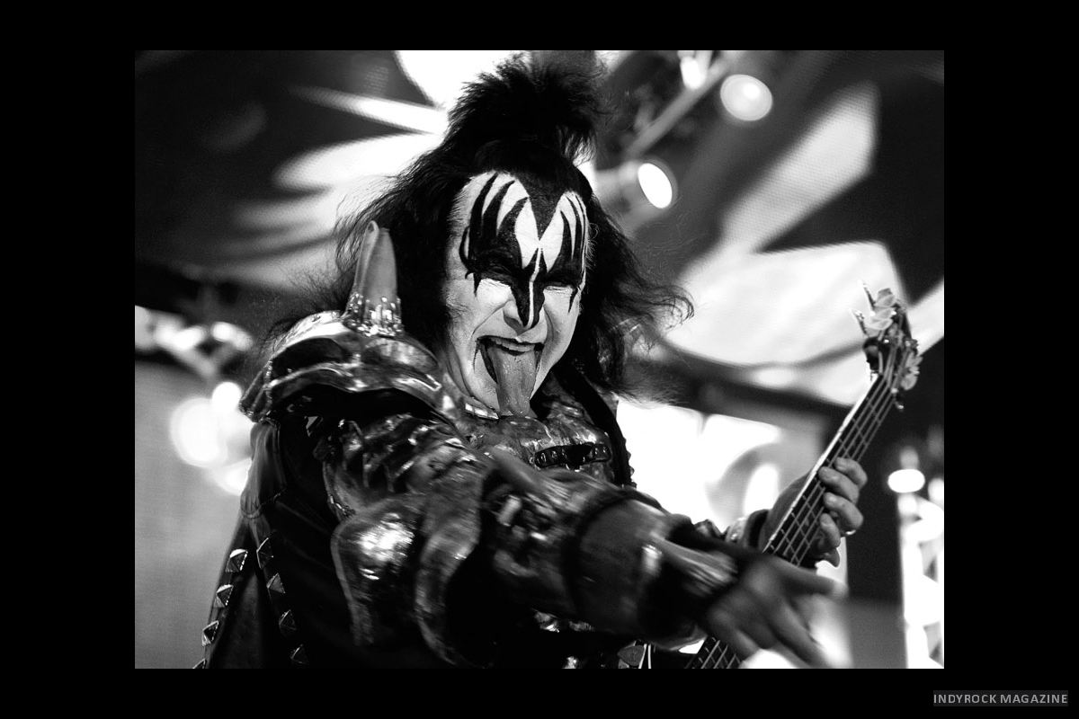 kiss-3