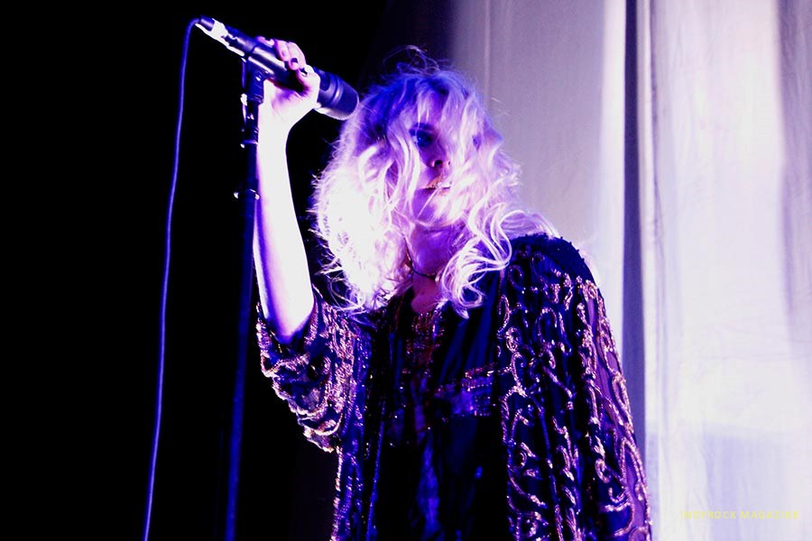 theprettyreckless-02