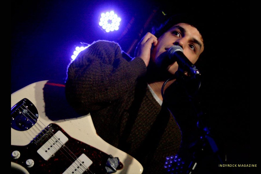 zbones09_r